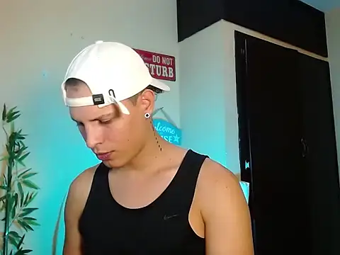 DavidNeill online show from 23, 12, 2024