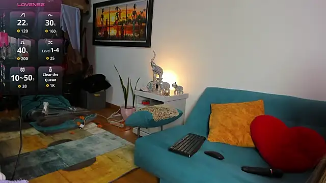 Victoria Jonness online show from 12, 3, 2026