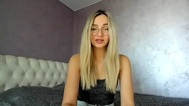  DarkRose  online show from 8, 3, 2025