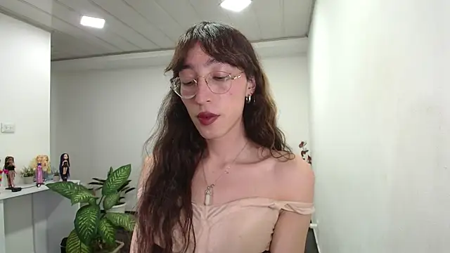 NicoleCortez online show from 23, 3, 2025