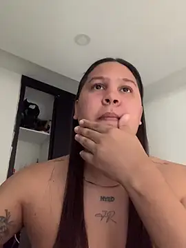 junaiker roa online show from 14, 11, 2025