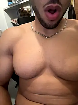 Snapshot of pimentfort77 chatting on 11, 9, 2025 pimentfort77 online show from 11, 9, 2025