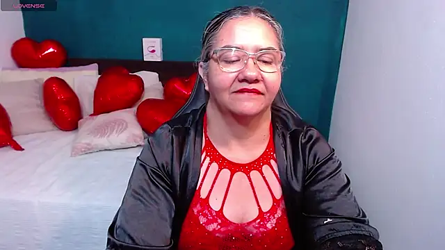 scaelettdubois online show from 15, 2, 2025