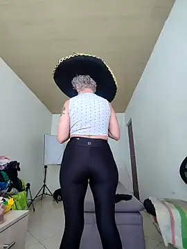 sexymarilyncolombia online show from 16, 1, 2025