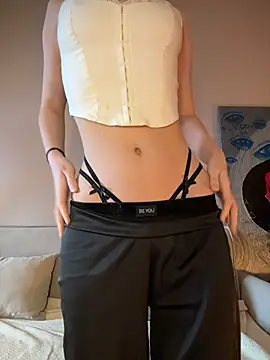 MariaTull online show from 8, 11, 2025