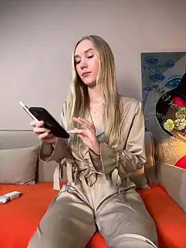 Snapshot of MariaTull chatting on 10, 2, 2026 MariaTull online show from 10, 2, 2026