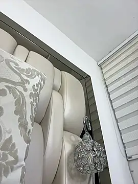 Snapshot of ALISSON_FOXXX1 chatting on 4, 2, 2026 ALISSON FOXXX1 online show from 4, 2, 2026