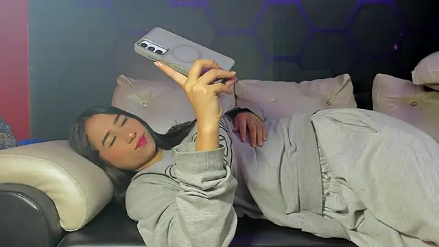 Snapshot of miacam-hot chatting on 18, 10, 2025 miacam-hot online show from 18, 10, 2025