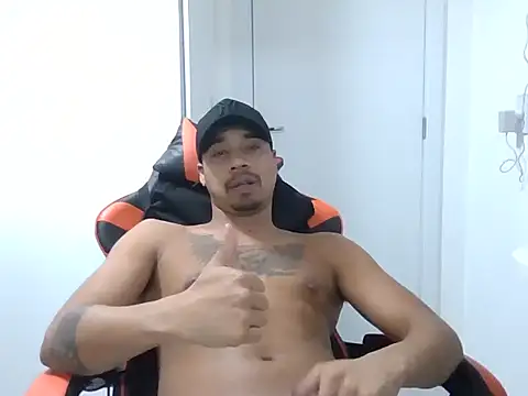 Snapshot of Juninho10c chatting on 8, 11, 2025 Juninho10c online show from 8, 11, 2025