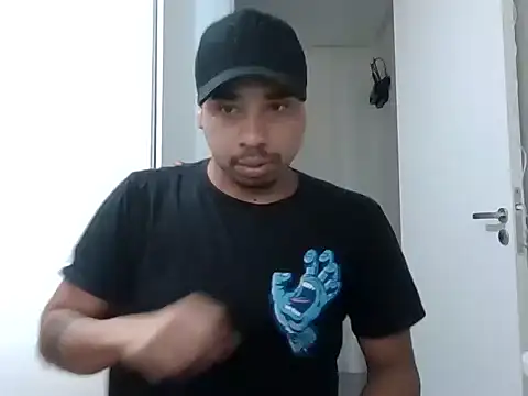 Snapshot of Juninho10c chatting on 8, 11, 2025 Juninho10c online show from 8, 11, 2025