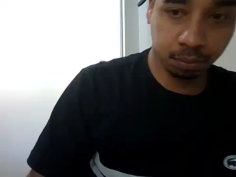 Snapshot of Juninho10c chatting on 10, 11, 2025 Juninho10c online show from 10, 11, 2025