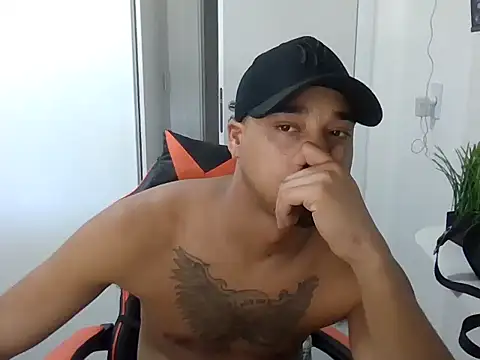 Snapshot of Juninho10c chatting on 15, 11, 2025 Juninho10c online show from 15, 11, 2025