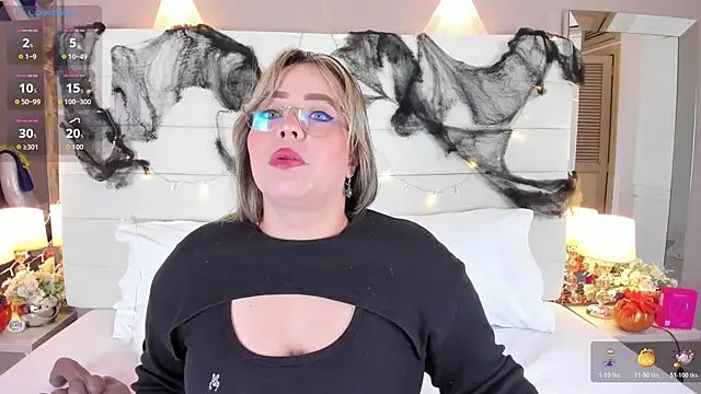 Charlotte93  online show from 17, 10, 2025