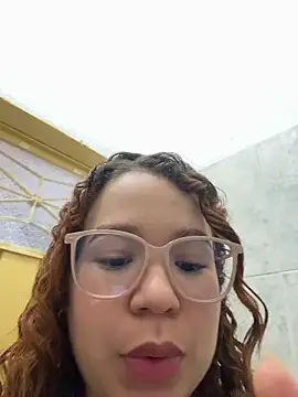 Lucyklein2022 online show from 1, 2, 2026