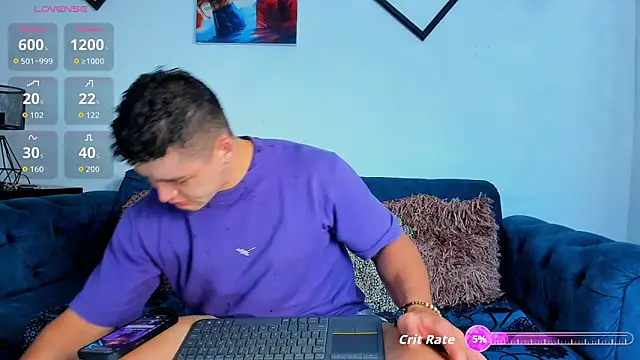 Snapshot of Leonsmoron chatting on 9, 10, 2025 Leonsmoron online show from 9, 10, 2025