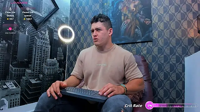 Snapshot of Leonsmoron chatting on 14, 11, 2025 Leonsmoron online show from 14, 11, 2025