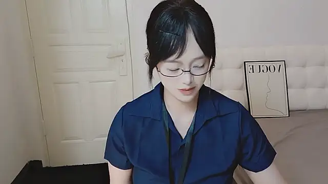 QiuPeiPeimmm online show from 17, 11, 2025