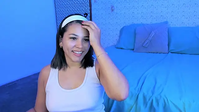 Snapshot of caylinhot7 chatting on 17, 10, 2025 caylinhot7 online show from 17, 10, 2025