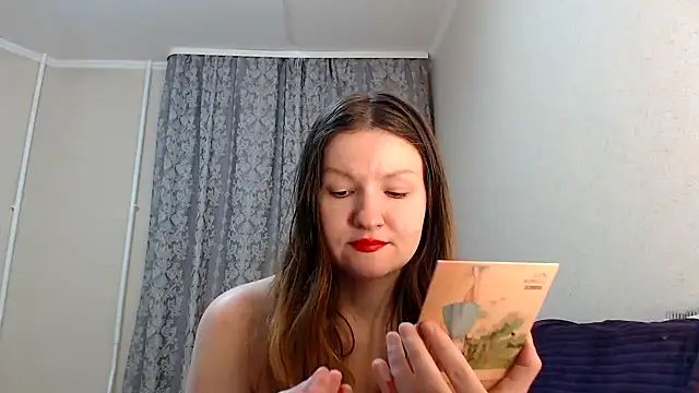 SecretWithJessie online show from 15, 12, 2024