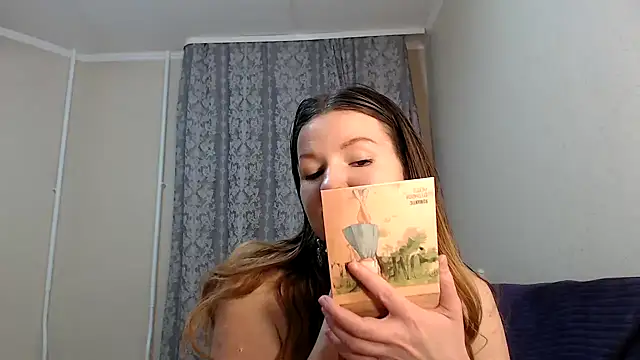 SecretWithJessie online show from 17, 12, 2024