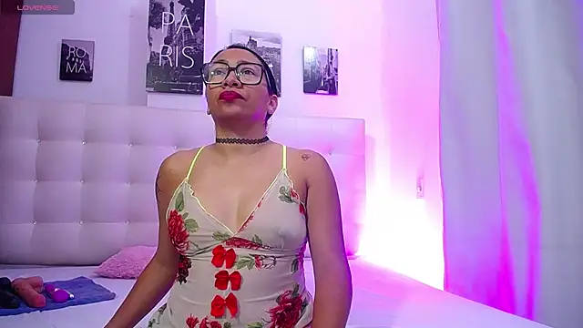 hornywife  online show from 12, 3, 2025