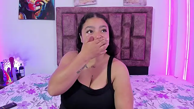 Snapshot of NaughtyAnaa chatting on 7, 10, 2025 NaughtyAnaa online show from 7, 10, 2025