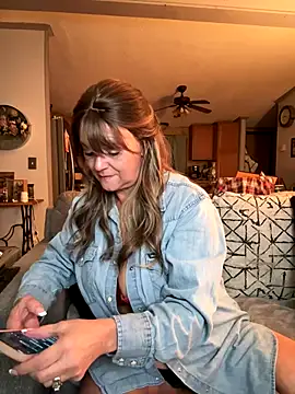 cowgirlc online show from 13, 11, 2025