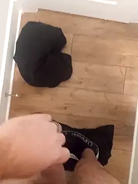 Snapshot of Mark_Dad chatting on 16, 2, 2025 Mark Dad online show from 16, 2, 2025