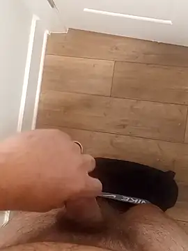 Snapshot of Mark_Dad chatting on 28, 9, 2025 Mark Dad online show from 28, 9, 2025