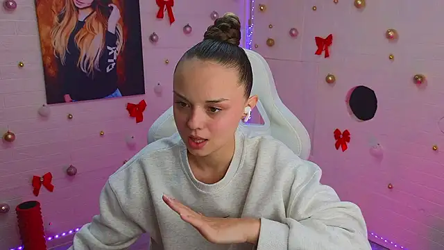 Snapshot of Misss_Vikk chatting on 7, 3, 2026 Misss Vikk online show from 7, 3, 2026