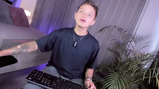 Snapshot of Tim_wolf chatting on 20, 3, 2026 Tim wolf online show from 20, 3, 2026