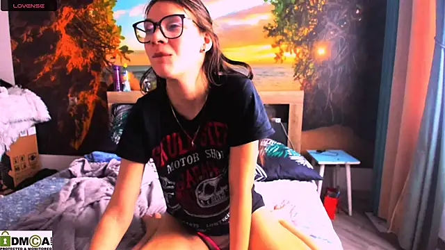 MollyLollipop online show from 11, 1, 2025