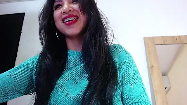 Snapshot of Sweet_baby_hellen chatting on 19, 12, 2024 Sweet baby hellen online show from 19, 12, 2024