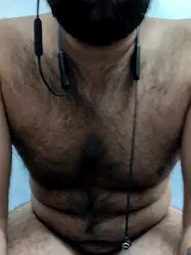 Snapshot of desicockandball chatting on 13, 10, 2025 desicockandball online show from 13, 10, 2025