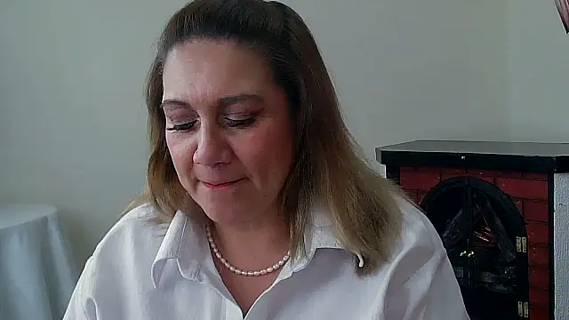 yayita mature online show from 16, 1, 2025