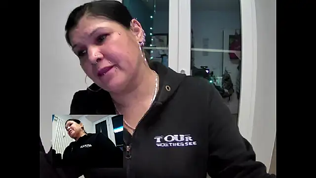 BlackWitch6 online show from 6, 2, 2026