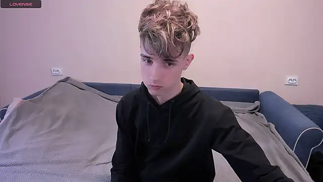 James Mills online show from 8, 3, 2025