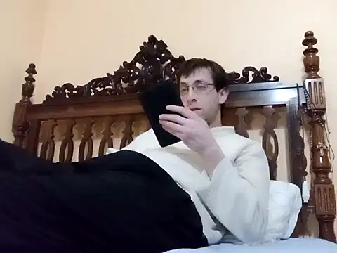 Snapshot of White_rabbit_ chatting on 5, 1, 2025 White rabbit online show from 5, 1, 2025