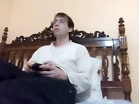 Snapshot of White_rabbit_ chatting on 7, 1, 2025 White rabbit online show from 7, 1, 2025