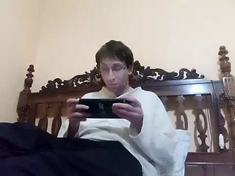 Snapshot of White_rabbit_ chatting on 10, 1, 2025 White rabbit online show from 10, 1, 2025