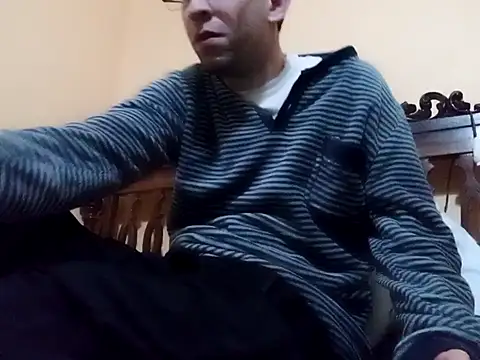 Snapshot of White_rabbit_ chatting on 6, 2, 2025 White rabbit online show from 6, 2, 2025