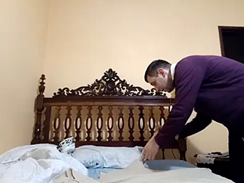 Snapshot of White_rabbit_ chatting on 13, 11, 2025 White rabbit online show from 13, 11, 2025