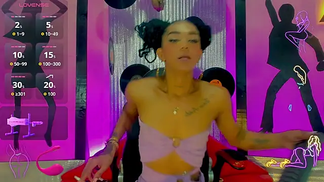 Snapshot of nickyminach_ chatting on 27, 10, 2025 nickyminach online show from 27, 10, 2025