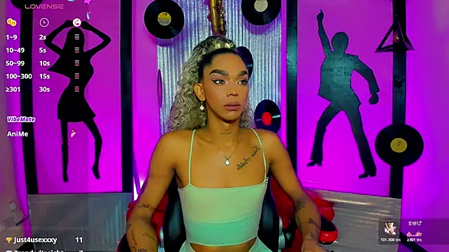 nickyminach  online show from 17, 2, 2026