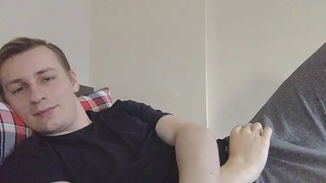 Snapshot of your_andy chatting on 28, 9, 2025 your andy online show from 28, 9, 2025