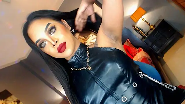 MarryQueen22 online show from 18, 11, 2025