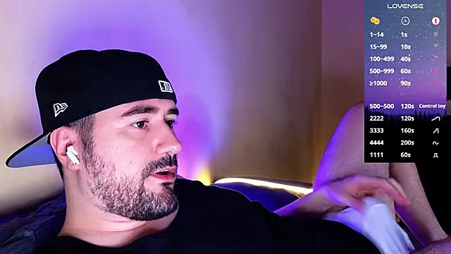 Snapshot of DominantTheo chatting on 24, 2, 2025 DominantTheo online show from 24, 2, 2025