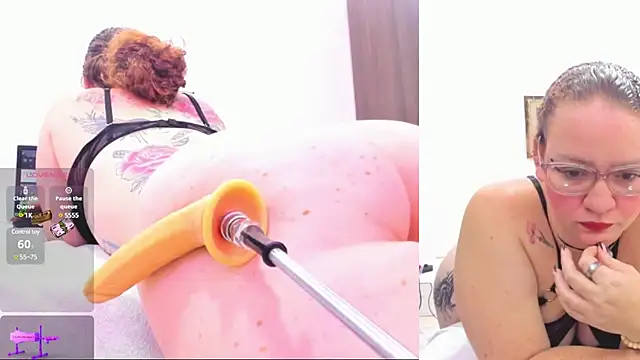 Paulina Davis  online show from 21, 1, 2025