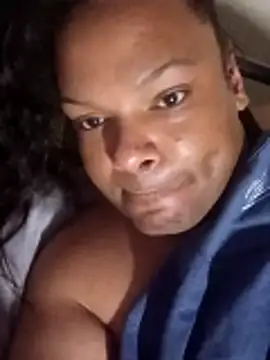 Snapshot of sweetheadreddddd chatting on 8, 4, 2026 sweetheadreddddd online show from 8, 4, 2026