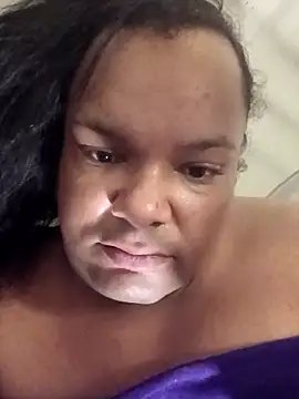 Snapshot of sweetheadreddddd chatting on 12, 4, 2026 sweetheadreddddd online show from 12, 4, 2026